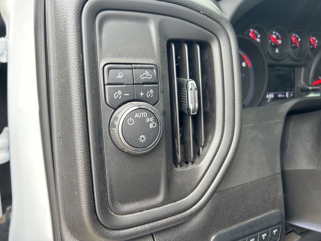 2025 Chevrolet Silverado 3500 HD Chassis Cab Work Truck