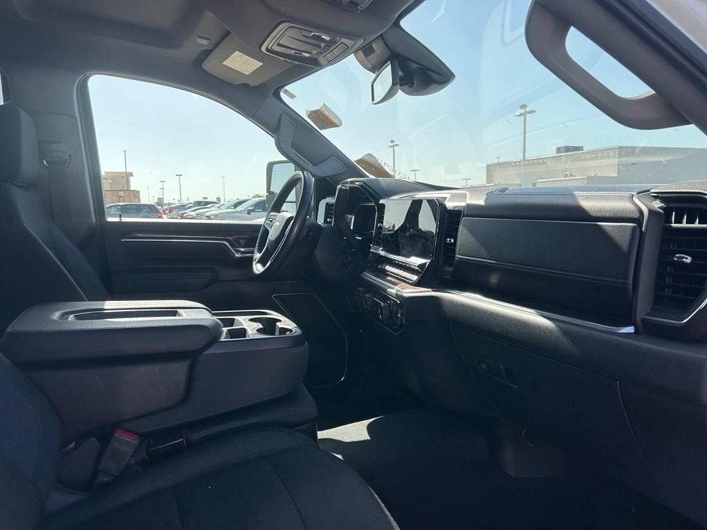 2025 Chevrolet Silverado 3500 HD LT DRW