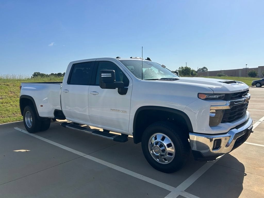 2025 Chevrolet Silverado 3500 HD LT DRW