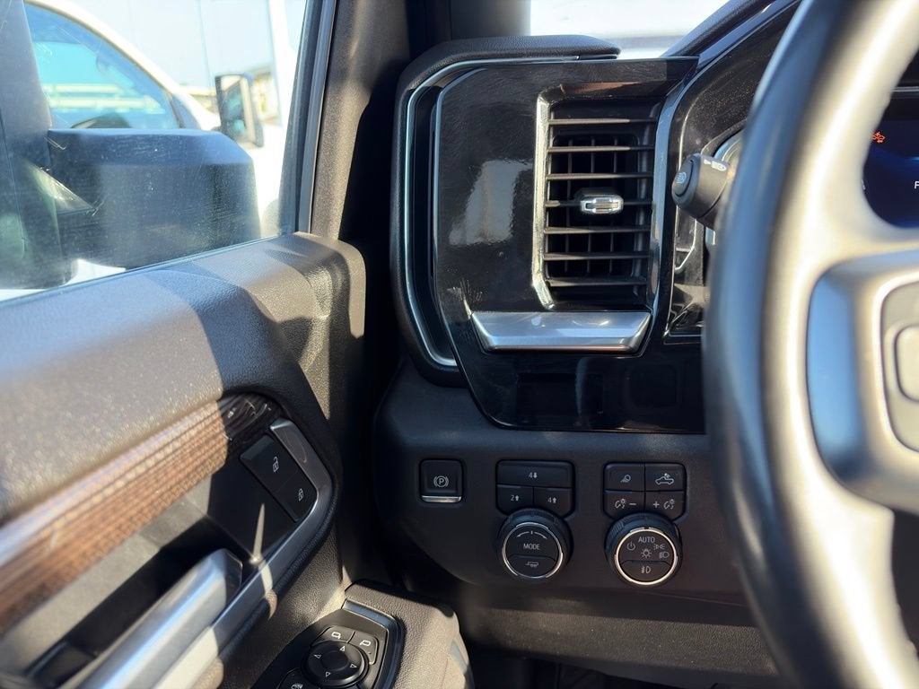 2025 Chevrolet Silverado 3500 HD LT DRW