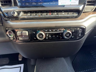 2025 Chevrolet Silverado 3500 HD LT DRW