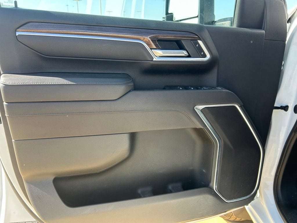 2025 Chevrolet Silverado 3500 HD LT DRW