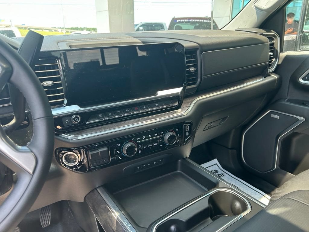 2025 Chevrolet Silverado 3500 HD LTZ DRW