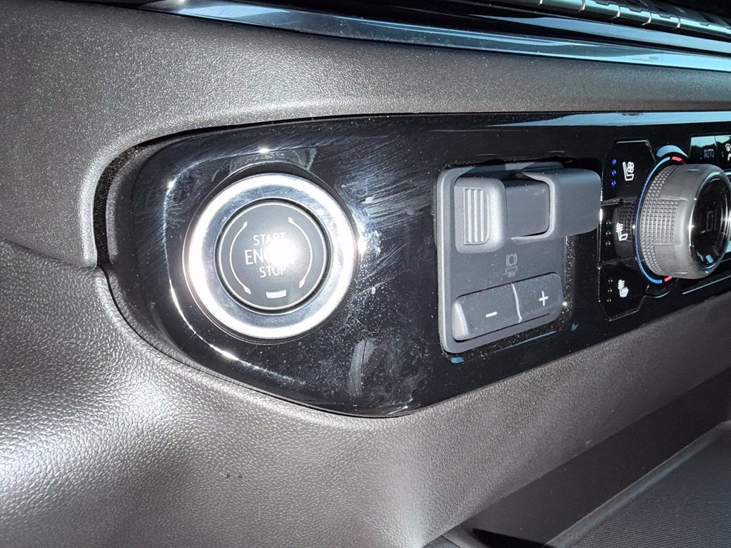 2025 Chevrolet Silverado 3500 HD High Country