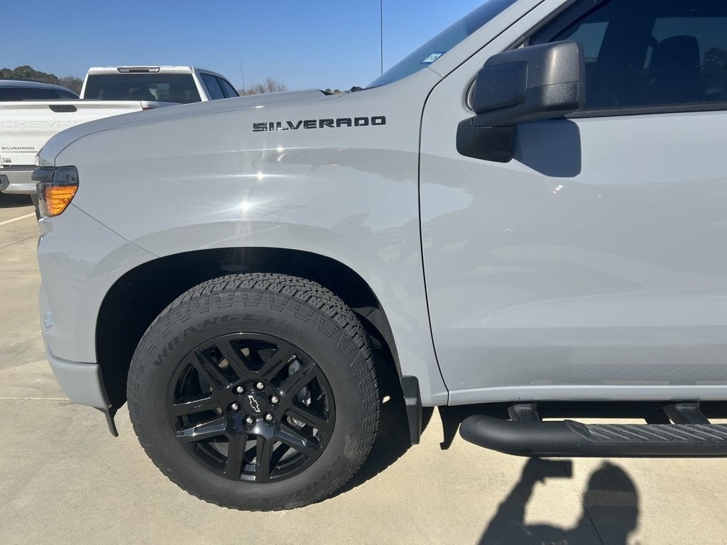 2024 Chevrolet Silverado 1500 Custom