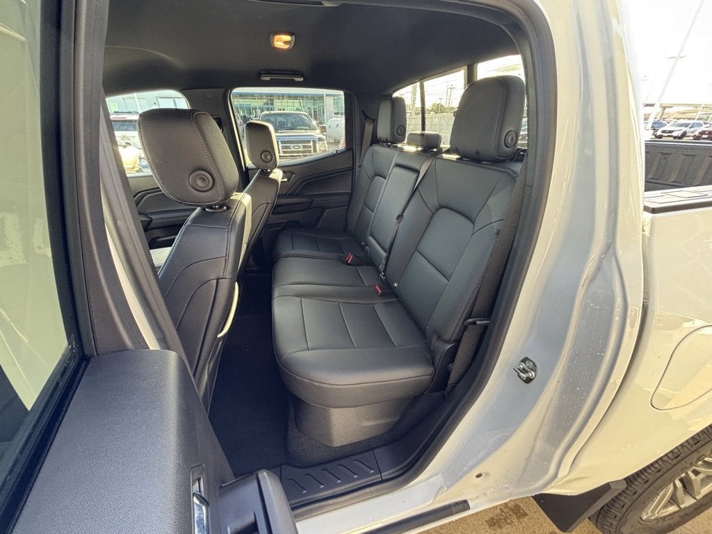 2025 Chevrolet Colorado WT/LT