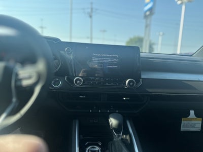 2025 Chevrolet Colorado WT/LT