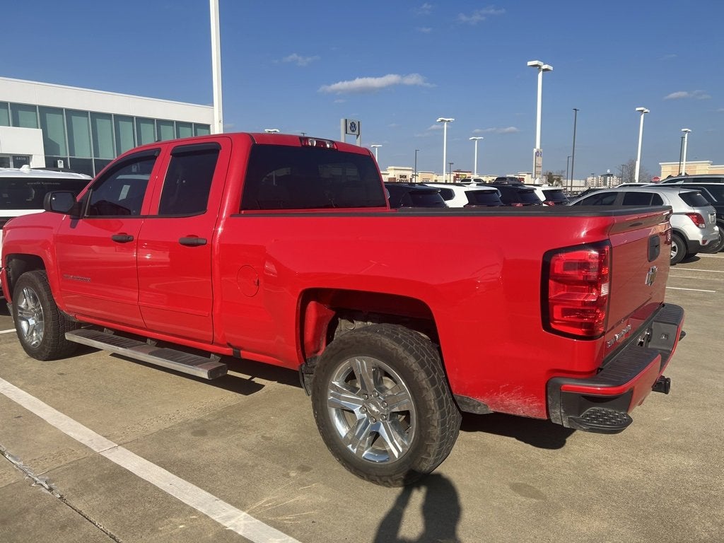 2018 Chevrolet Silverado 1500 Custom