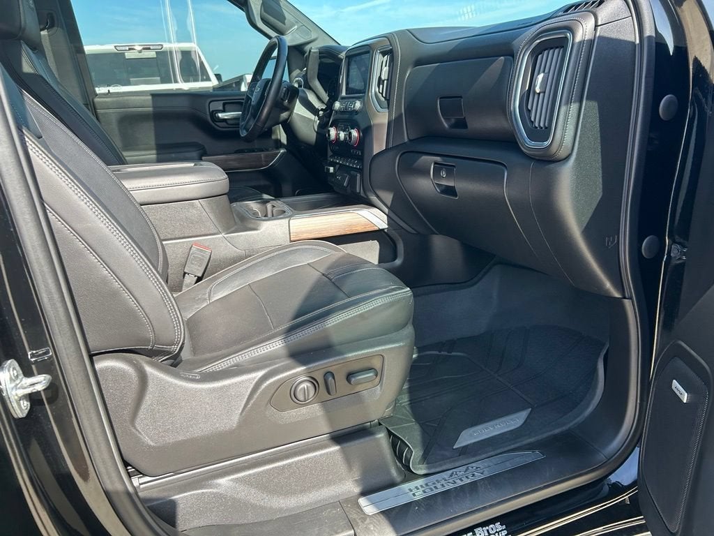2022 Chevrolet Silverado 1500 LTD High Country