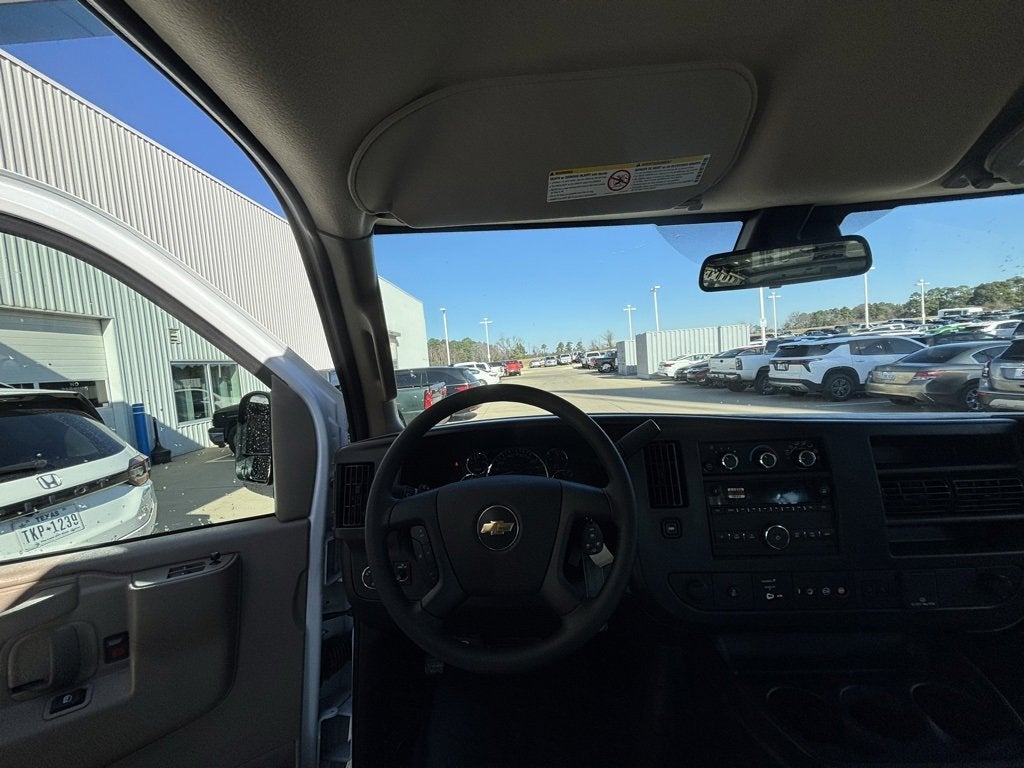 2025 Chevrolet Express Cargo 2500 WT