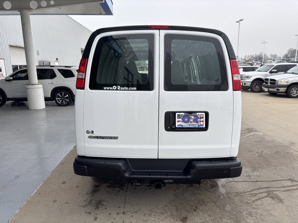 2025 Chevrolet Express Cargo 2500 WT