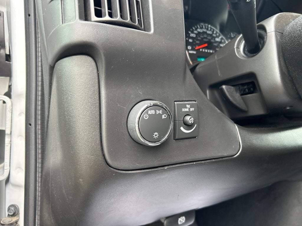 2024 Chevrolet Express Cargo 2500 WT