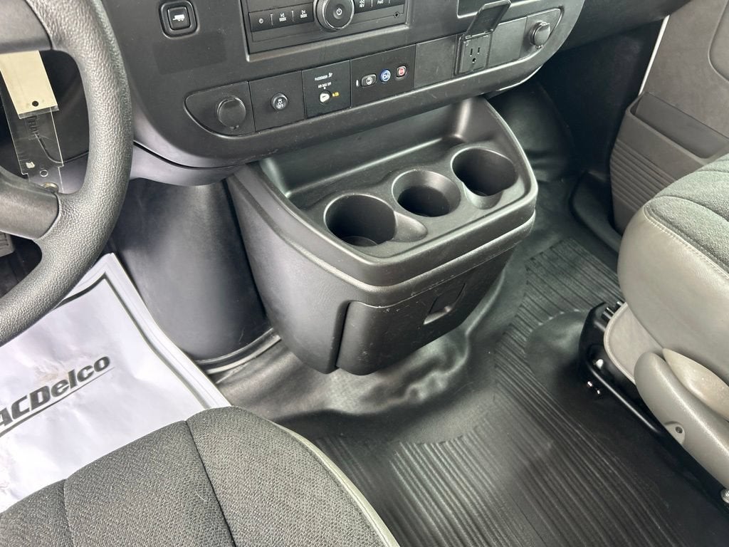 2024 Chevrolet Express Cargo 2500 WT