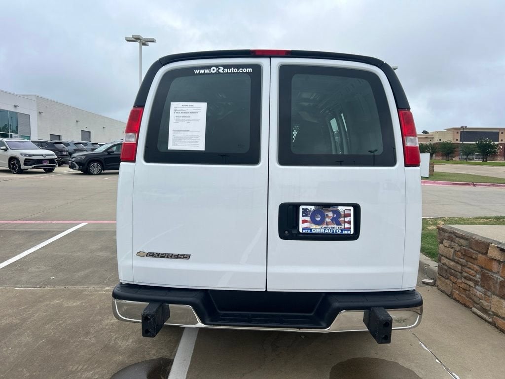 2024 Chevrolet Express Cargo 2500 WT