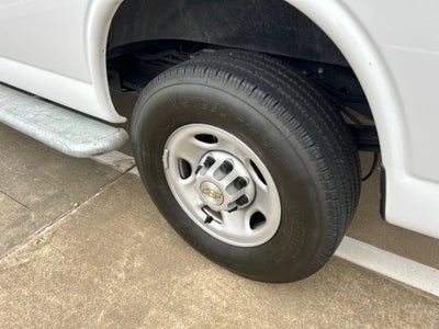 2024 Chevrolet Express Cargo 2500 WT