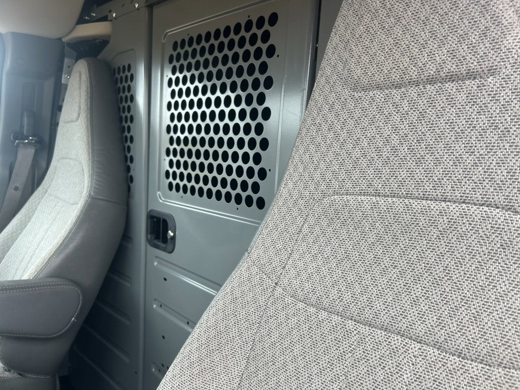 2021 Chevrolet Express Cargo 2500 RWD 2500 Regular Wheelbase WT