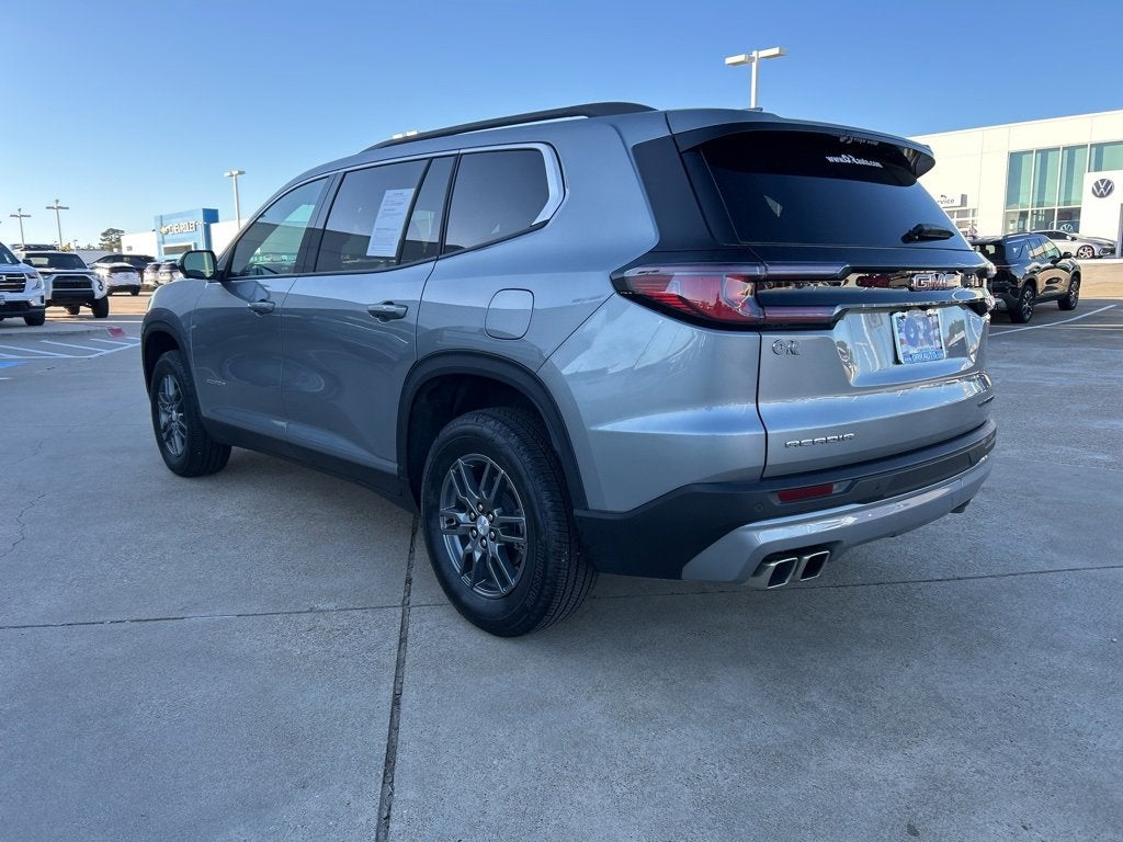 2025 GMC Acadia Elevation