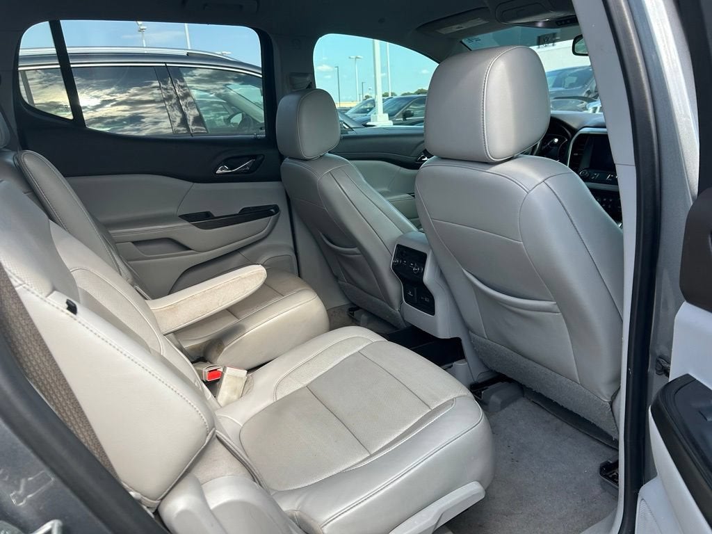 2020 GMC Acadia SLT