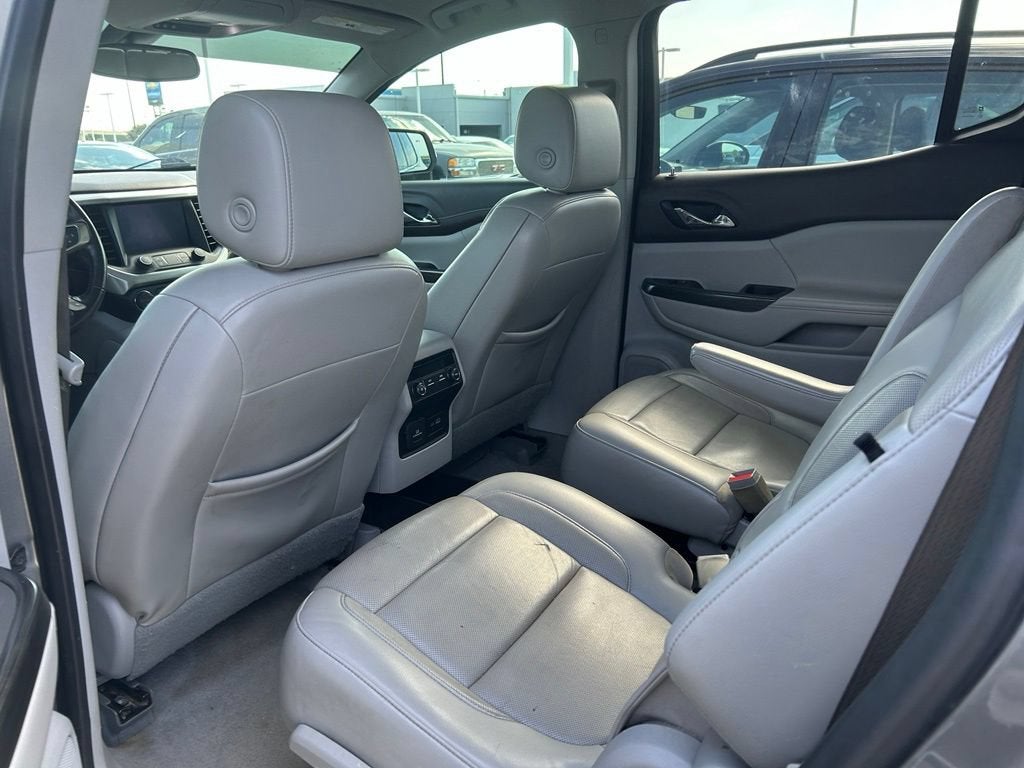 2020 GMC Acadia SLT