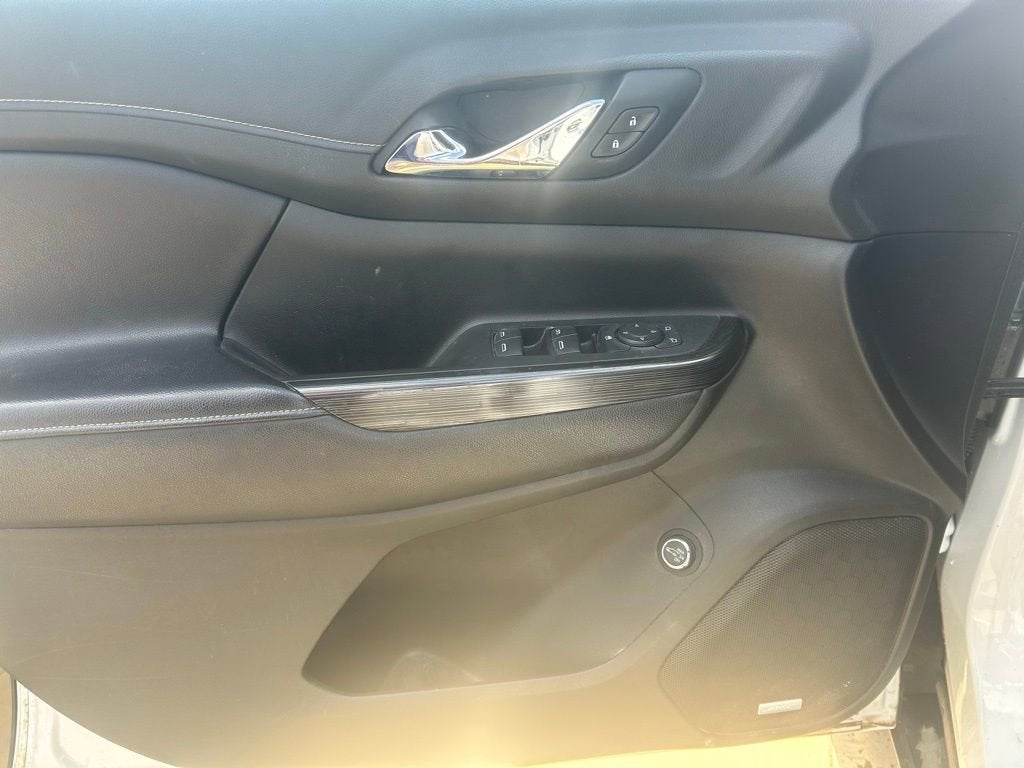 2019 GMC Acadia SLT