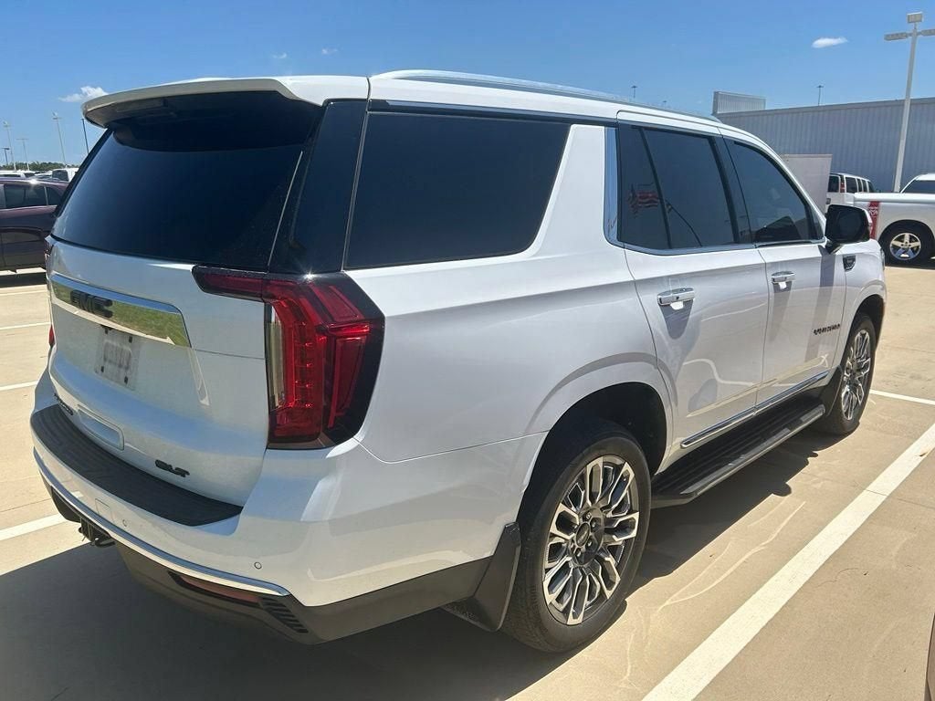 2022 GMC Yukon SLT