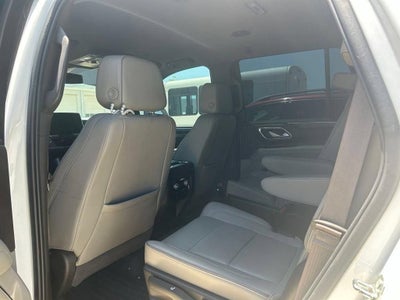2022 GMC Yukon SLT