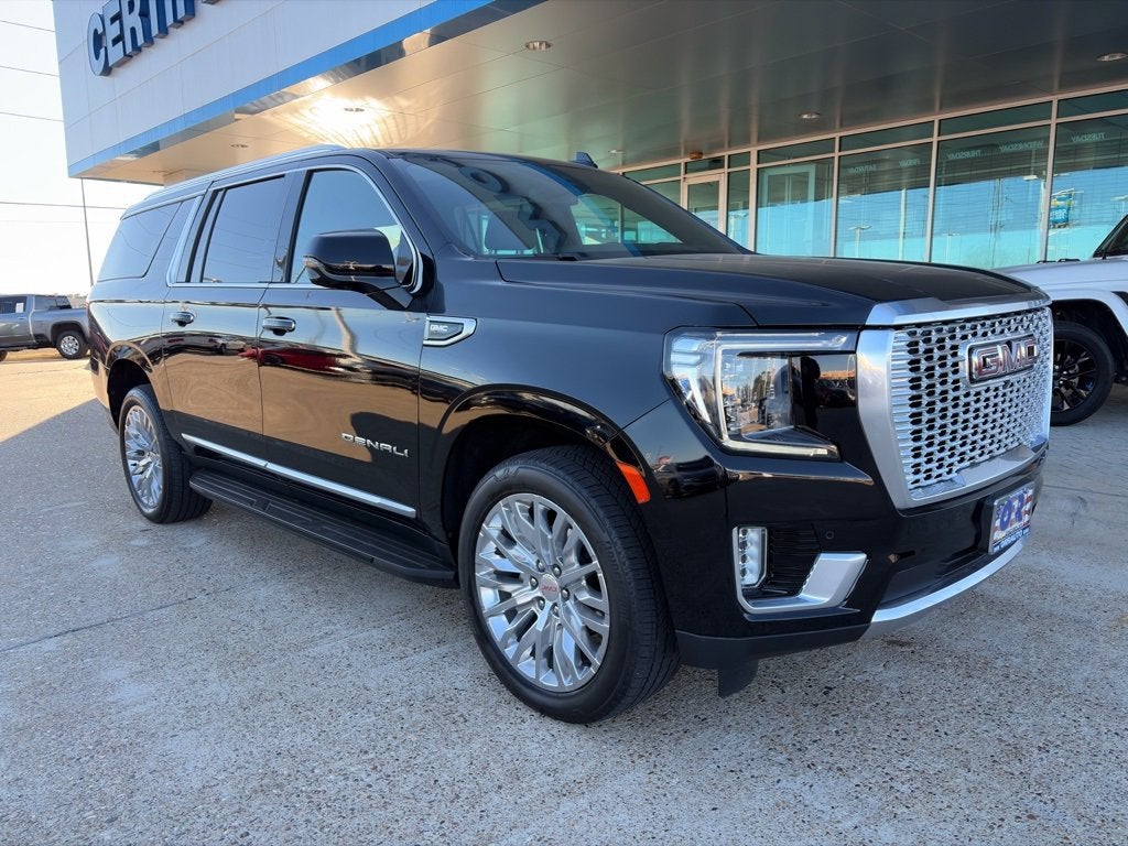 2023 GMC Yukon XL Denali