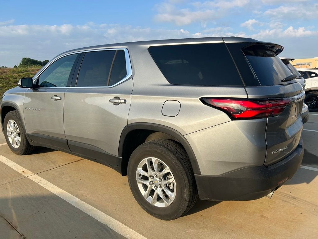 2023 Chevrolet Traverse LS