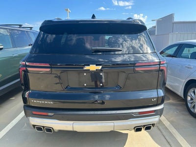 2024 Chevrolet Traverse LT