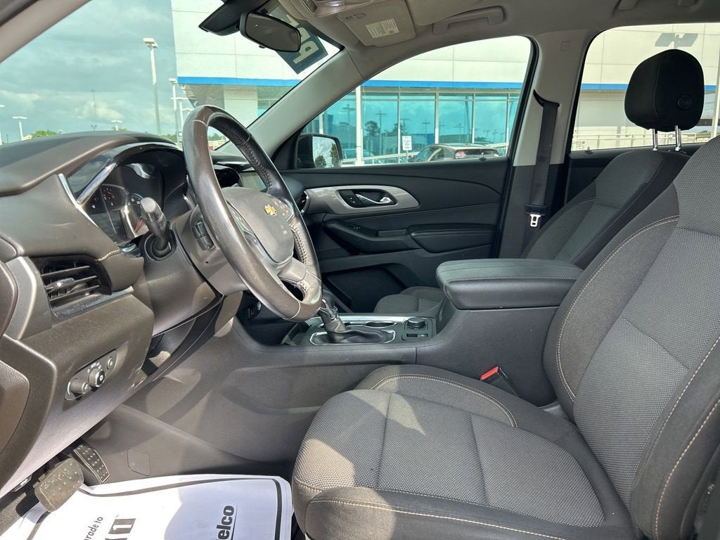 2021 Chevrolet Traverse LT Cloth