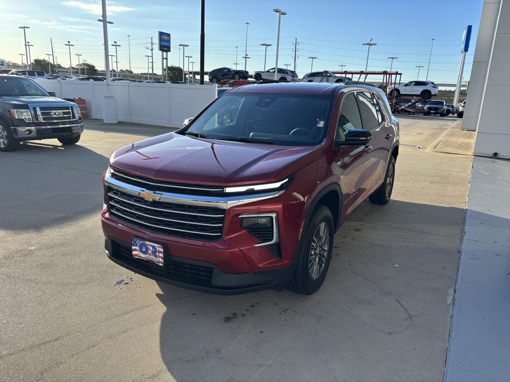 2025 Chevrolet Traverse LT