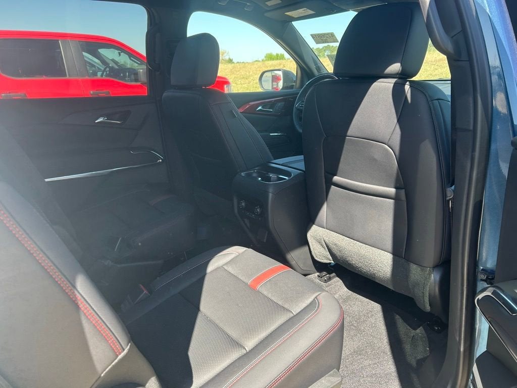 2025 Chevrolet Traverse RS