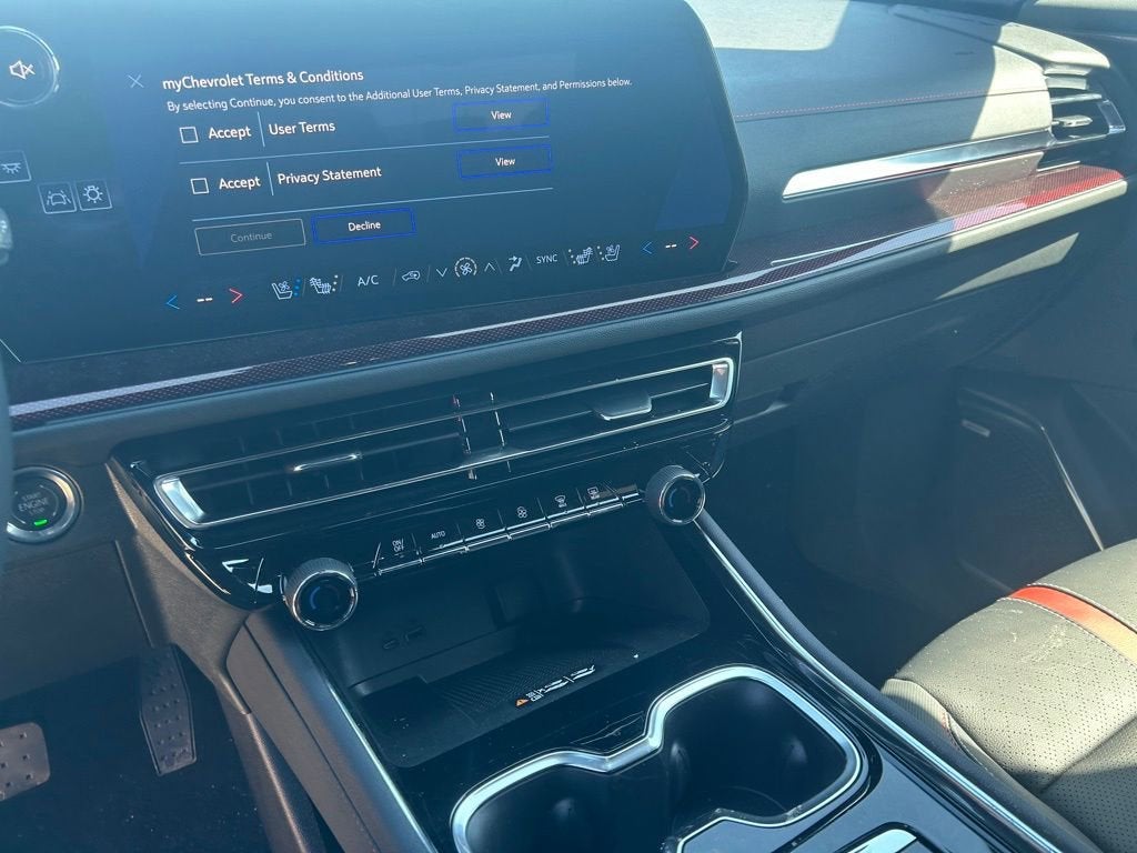 2025 Chevrolet Traverse RS