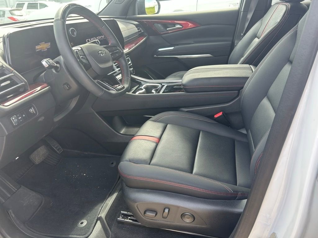 2025 Chevrolet Traverse RS