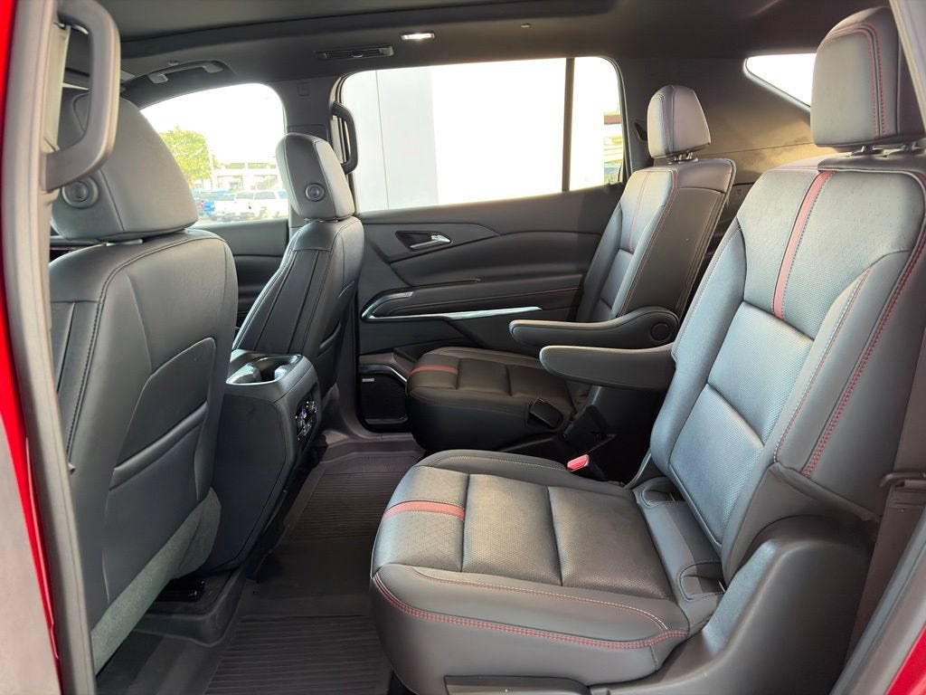 2025 Chevrolet Traverse RS