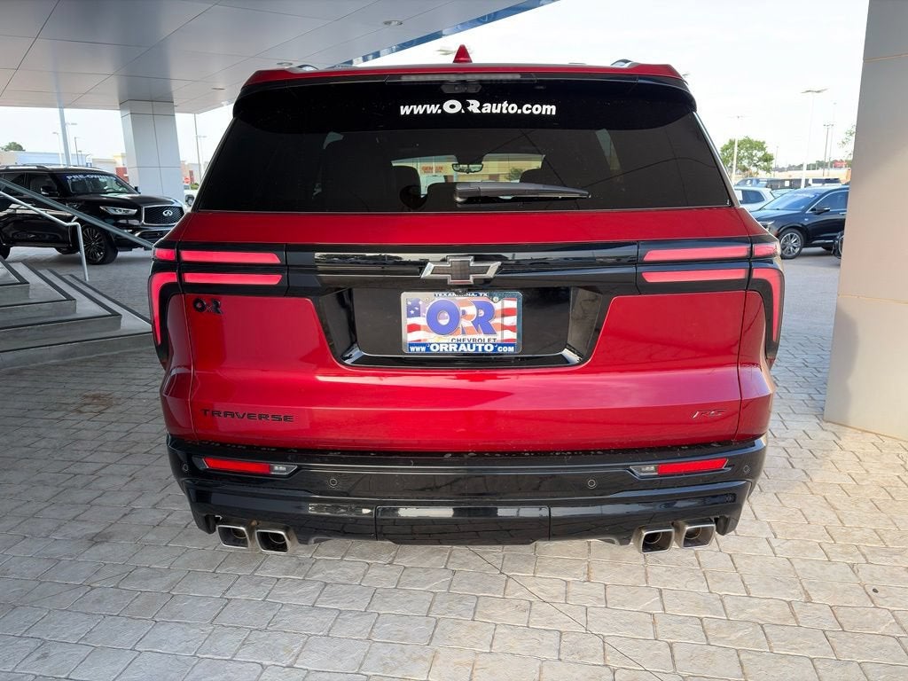 2025 Chevrolet Traverse RS