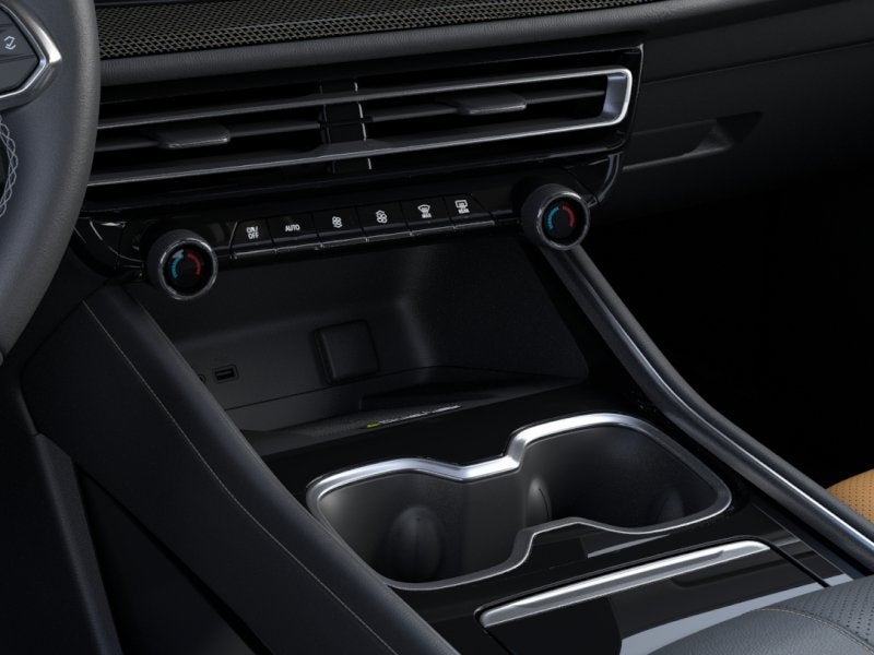 2027 Chevrolet Traverse Z71 - Photo 33
