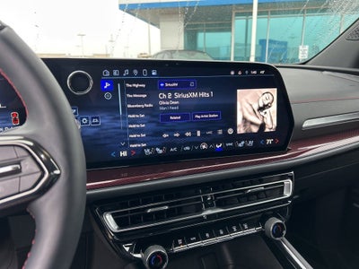 2025 Chevrolet Traverse RS