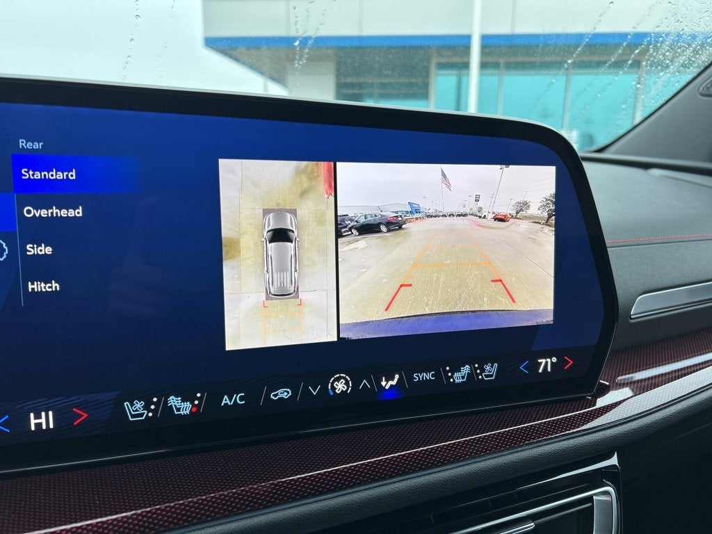 2025 Chevrolet Traverse RS