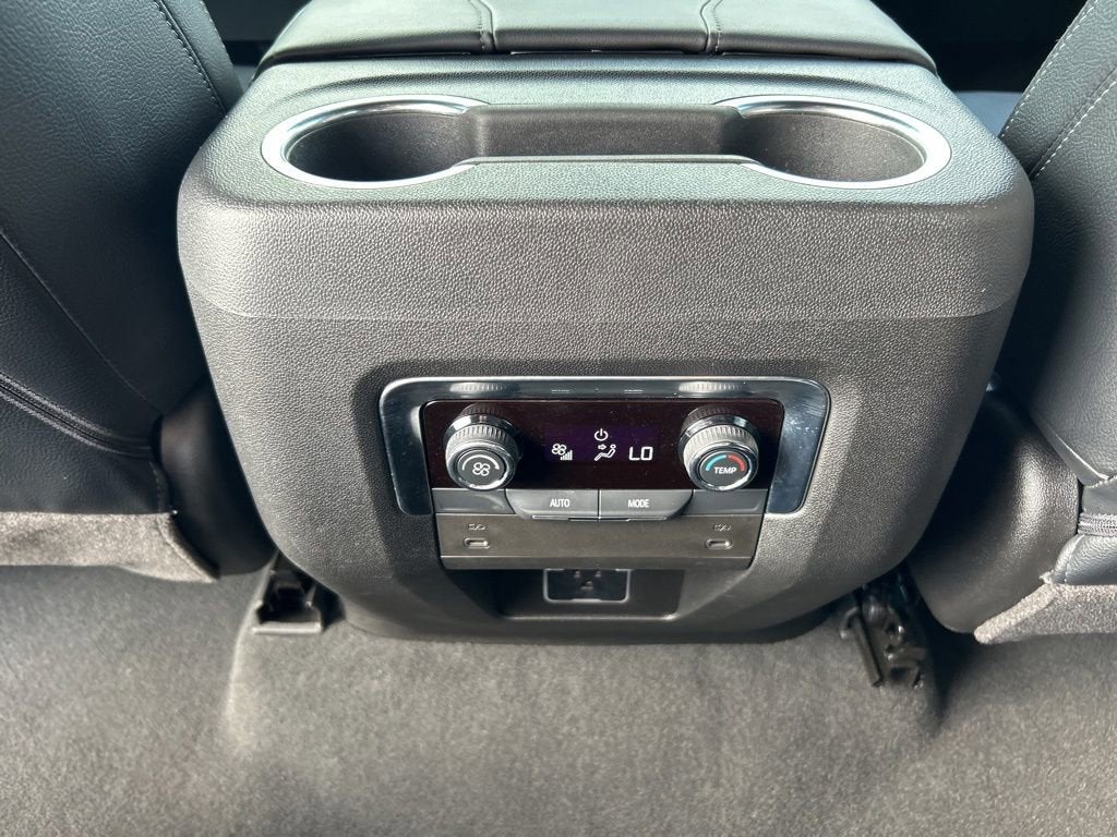 2025 Chevrolet Tahoe LS