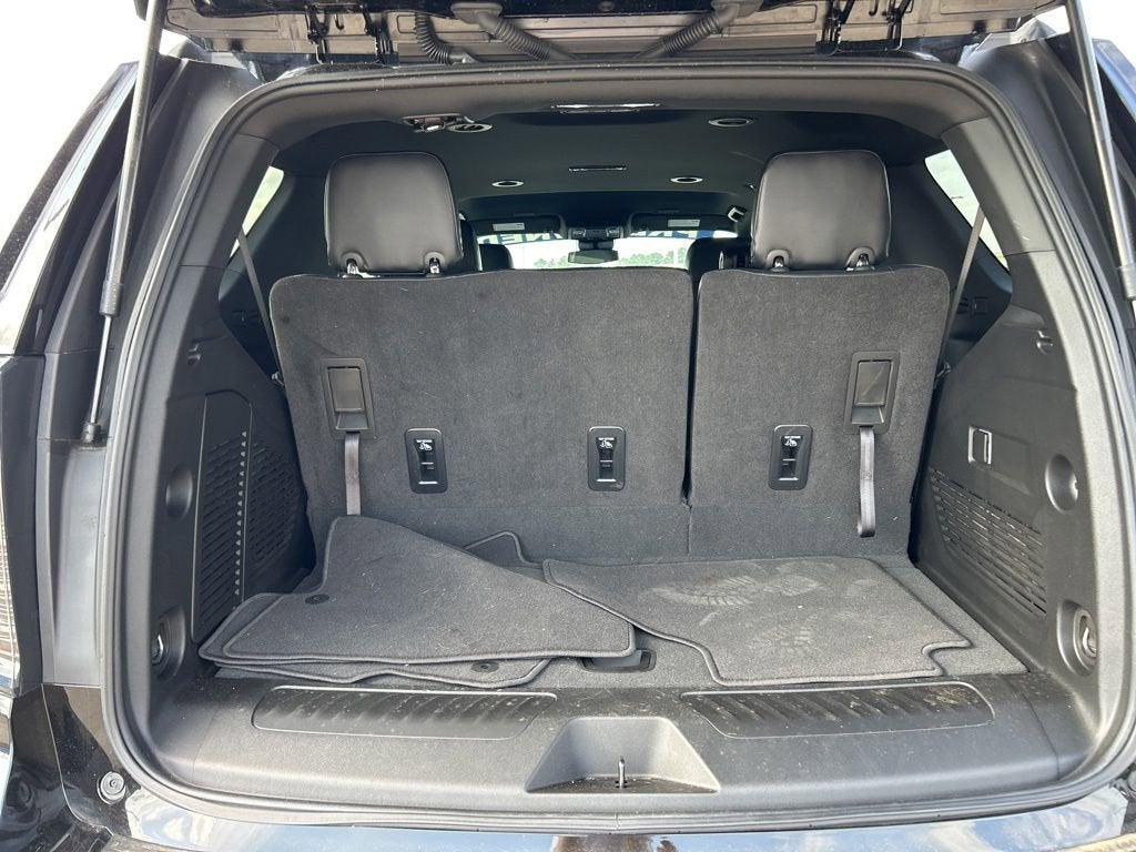 2025 Chevrolet Tahoe LS