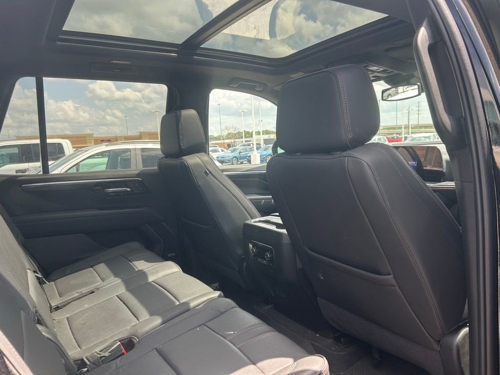 2025 Chevrolet Tahoe RST