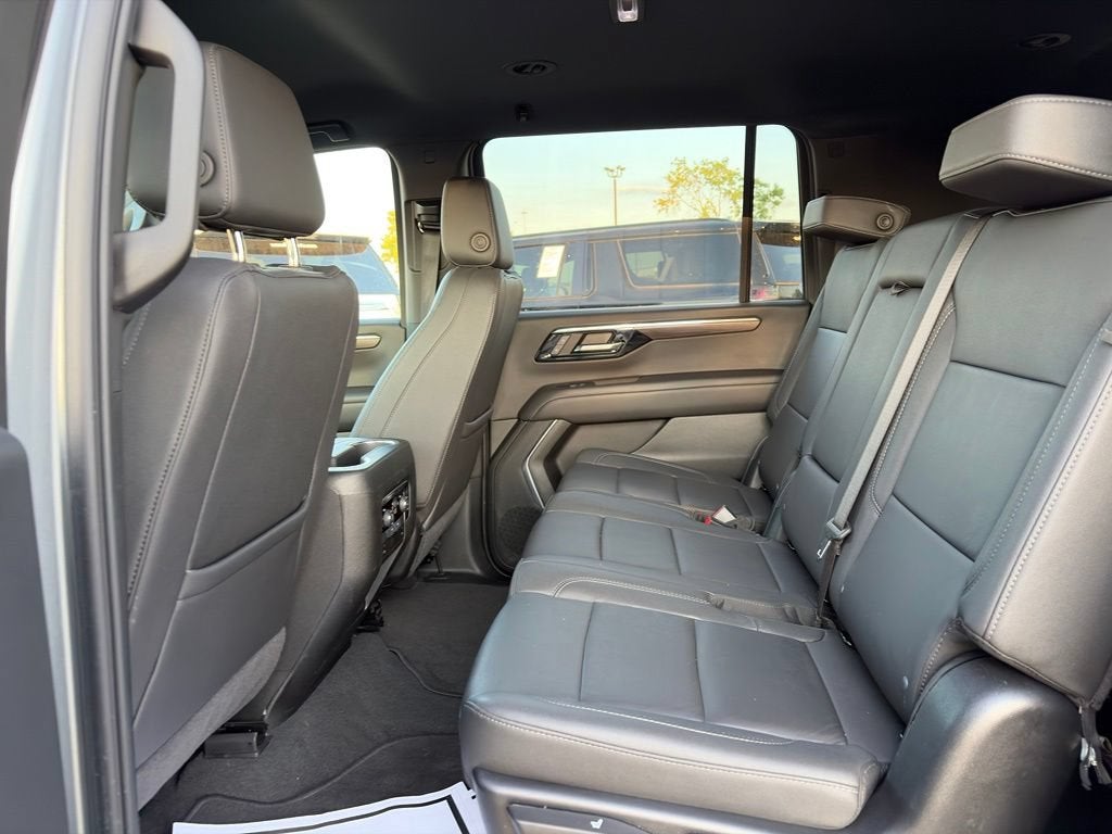 2025 Chevrolet Suburban Z71