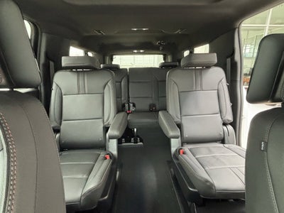 2025 Chevrolet Suburban RST