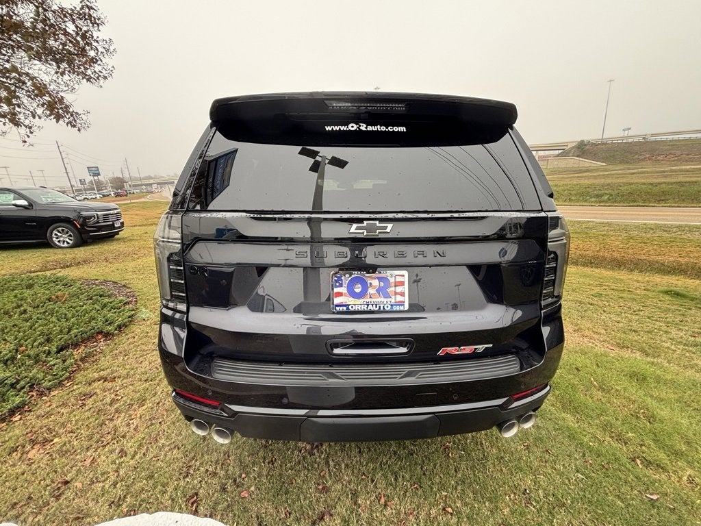 2025 Chevrolet Suburban RST