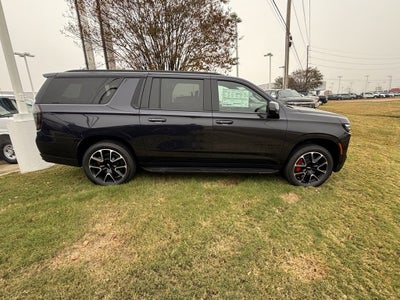 2025 Chevrolet Suburban RST