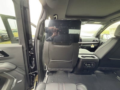 2025 Chevrolet Suburban RST