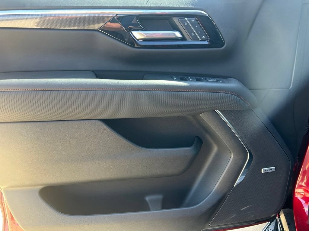 2025 Chevrolet Tahoe RST