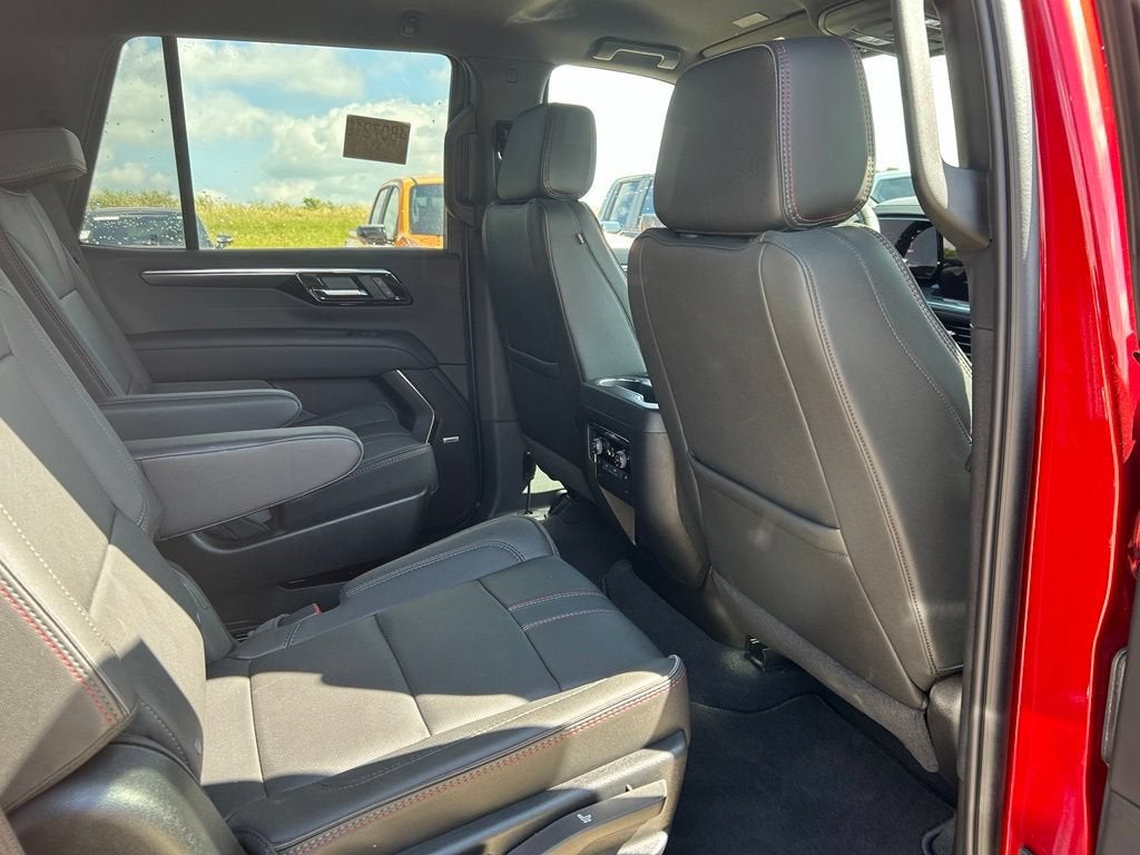2025 Chevrolet Tahoe RST