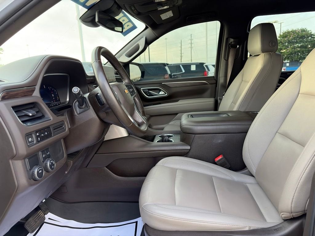 2023 Chevrolet Suburban LT